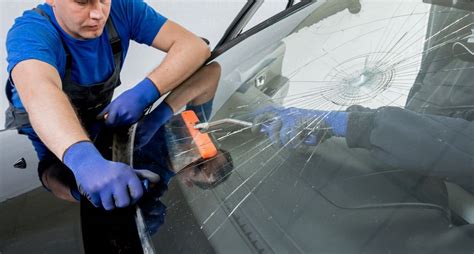 auto glass repair in bakersfield.